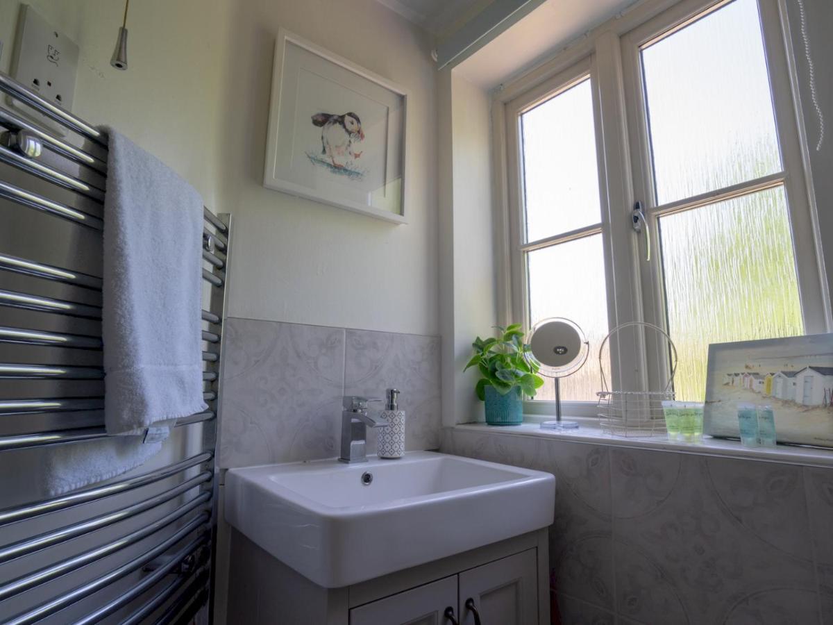 Pass The Keys Lovely 4 Bedroom Family With Garden Parking Casa vacanze *